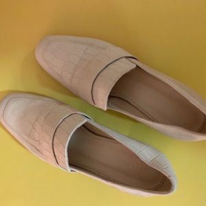 Freda Salvador “Rock” loafer size 9.5